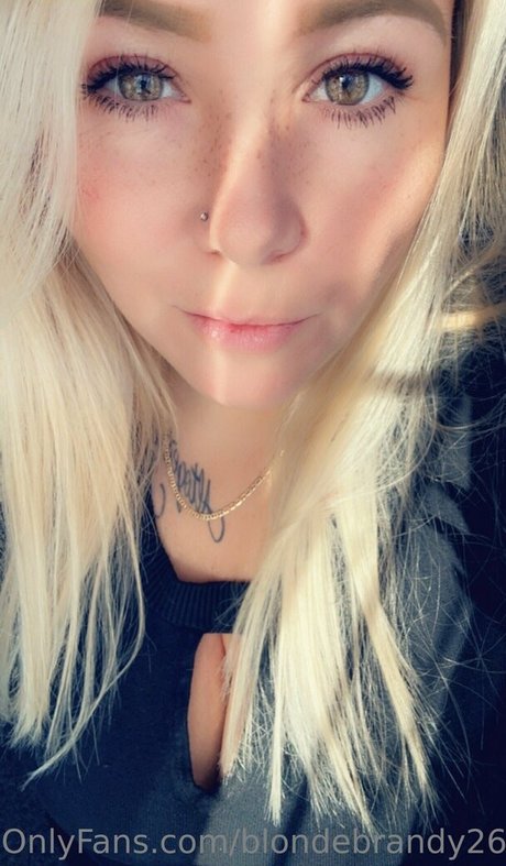 blondebrandy269 perfect actress img