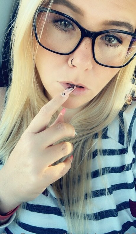 micro thong onlyfans hd pic