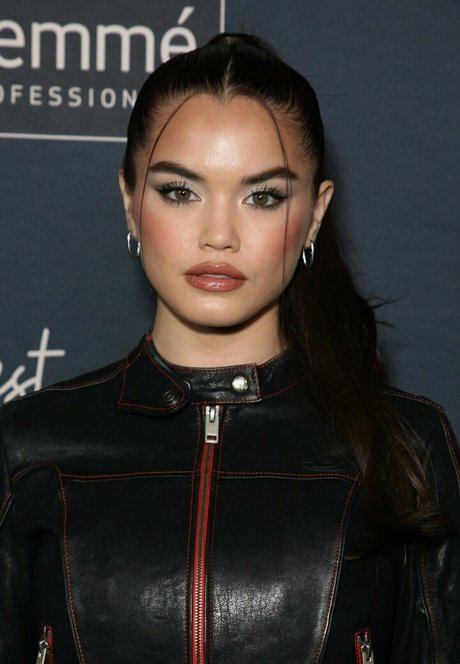 Paris Berelc model top pic