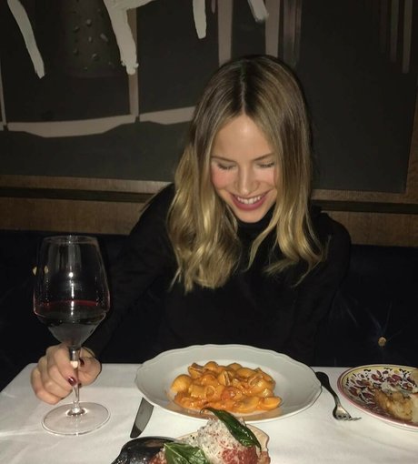 beauty teen onlyfans sexy naked pics