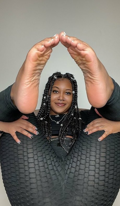 brown eyes kitty onlyfans sexy naked img