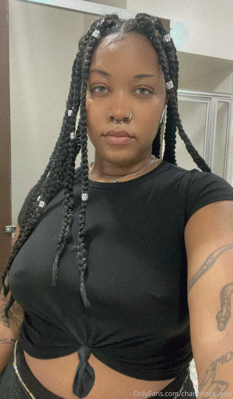 missmcqueenxx pretty model image