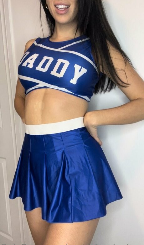 prettyinpinkxoxfree Profile Pic