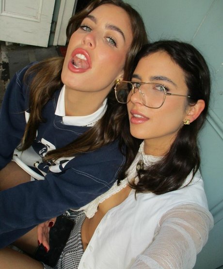 Elisa and Renne Herbert Twins star high quality pic