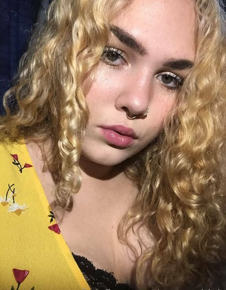 dutch onlyfans hot naked images