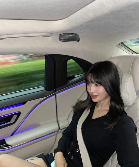 ebony free onlyfans nudes picture