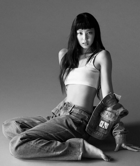 WomenK pop star hd images