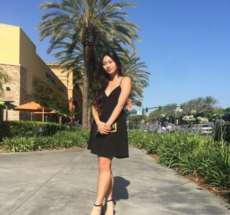 jassboo ty model hd pics