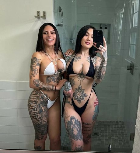 Taylor Roze star gallery