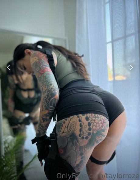 Taylor Roze porn actress picture