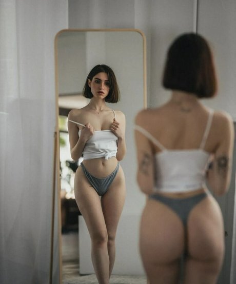 swinger milf onlyfans nudes pictures