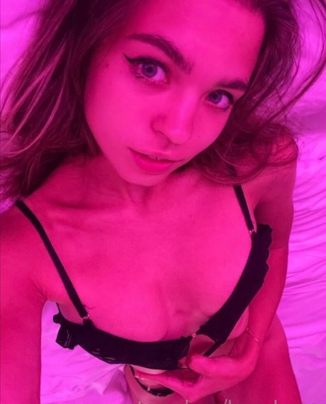 popular trans onlyfans hd photos