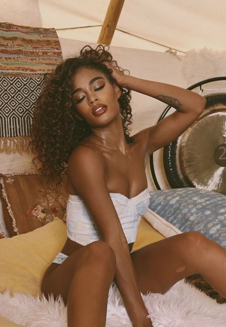 asmr babe onlyfans beautiful naked img