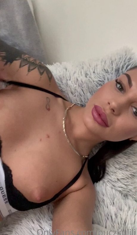 Buczku Lili model sex photo