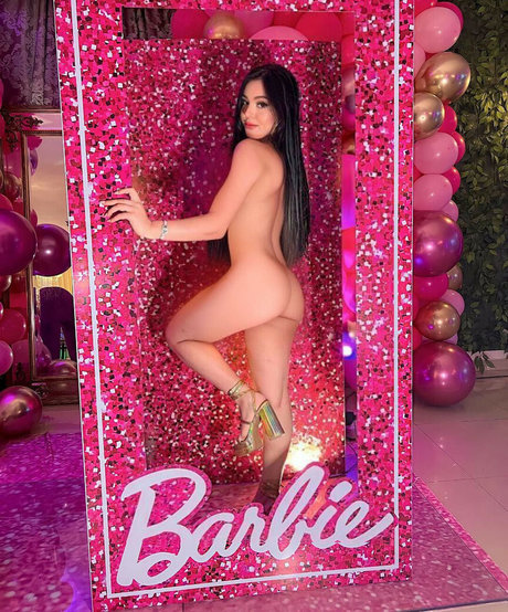 Bella Angel Dezoitou porn star image