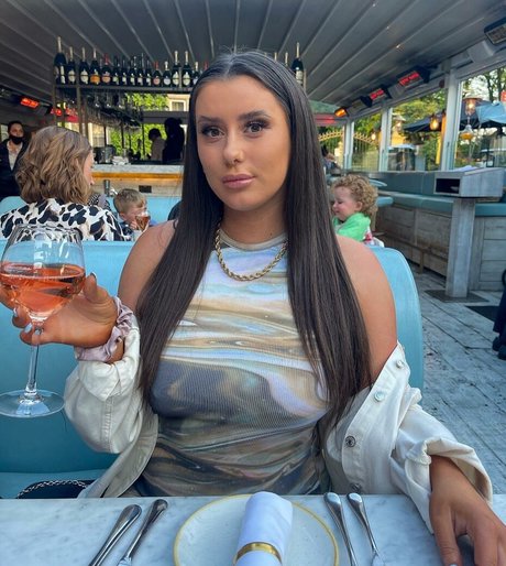 Rachel Murphy adult model image