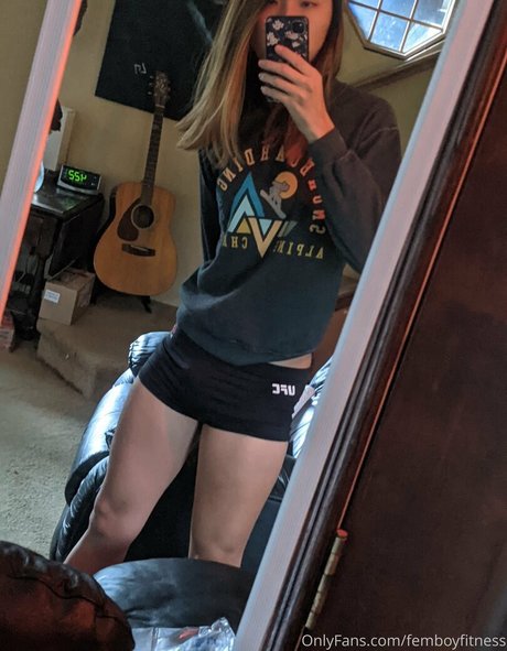 FemboyFitness model pornographic pic