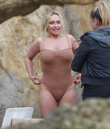 young onlyfans exclusive img