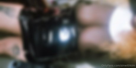 sinwithkim nudes model img
