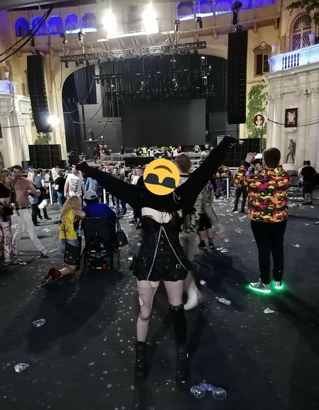 Kiwo porn model pics