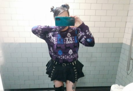 Kiwo erotic pornstar pic