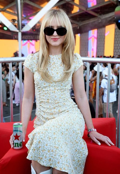 Kathrynton high quality pornstar img