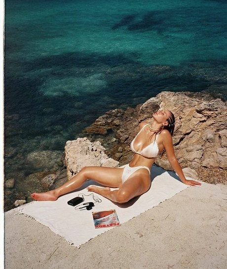 anna are_ model xxx photo