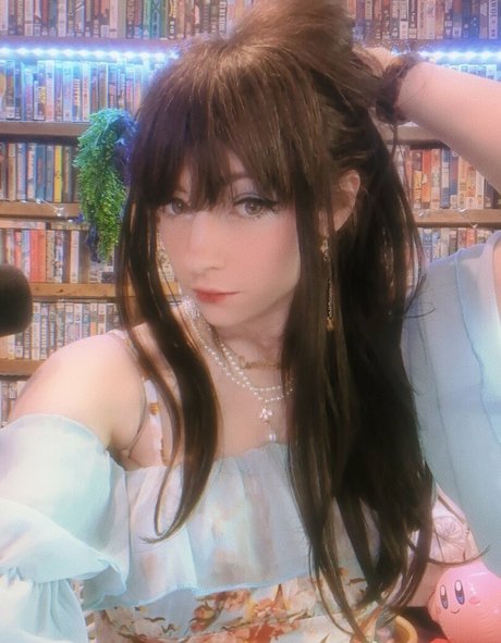 yoga asian onlyfans top pic