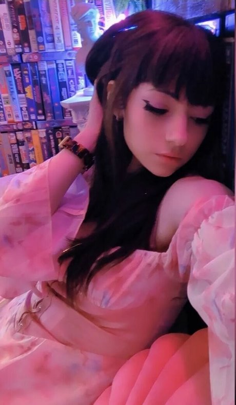 busty mom onlyfans free nude pic