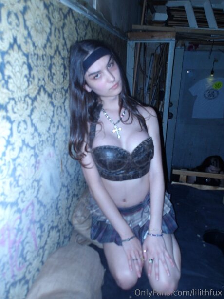 Lilithfux pornstar naked pic