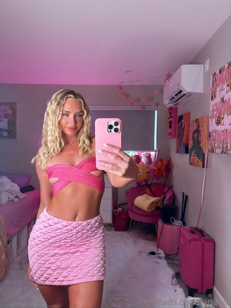 Lanahill Best Profile Photo