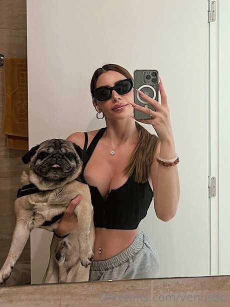 Venusbb pornographic actress pic