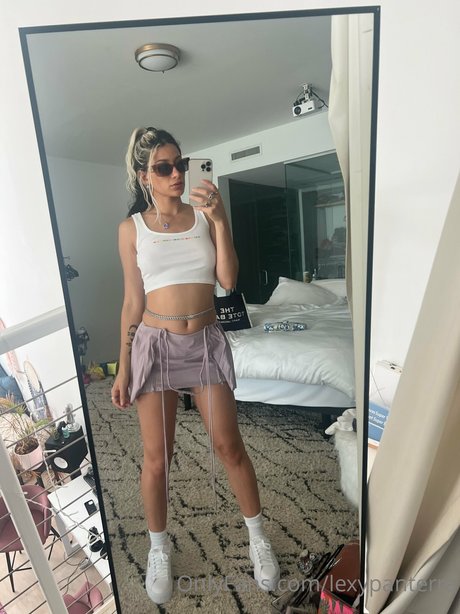 amateur blonde onlyfans hot sexy img