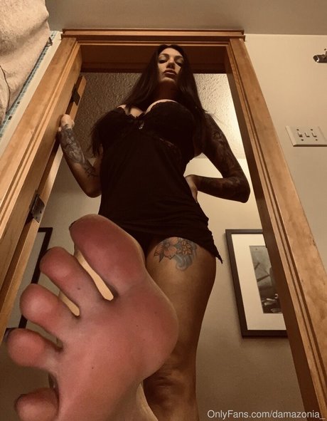 busty mom onlyfans pretty pic