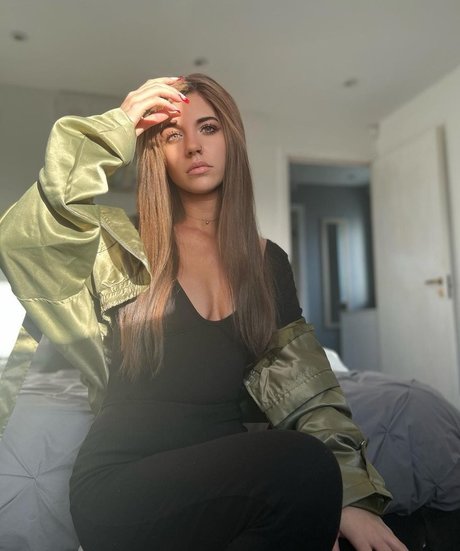 teen nude onlyfans nudes archive