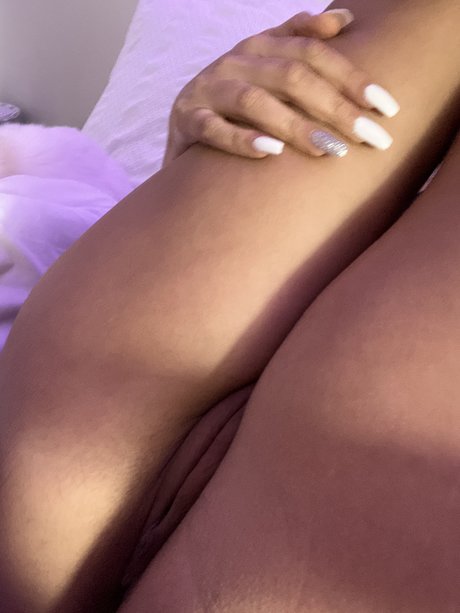 Lily Adrianne pornstar exclusive img