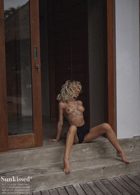 round ass onlyfans porno image