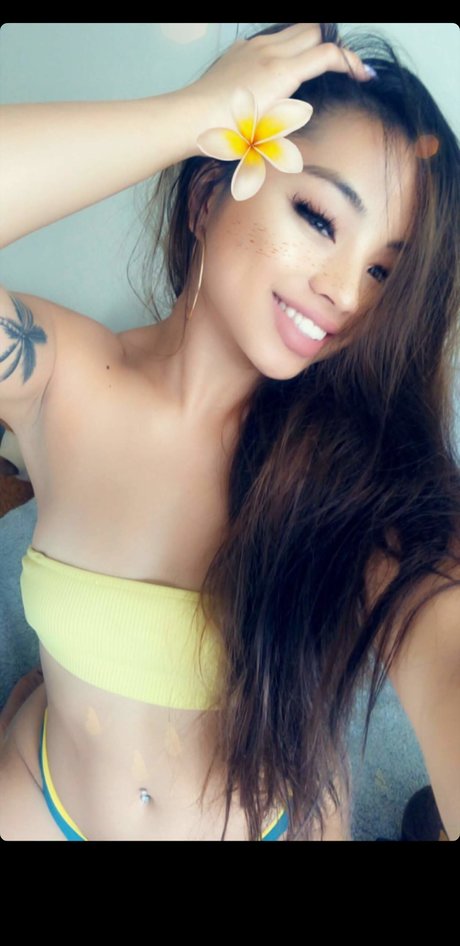 misscindyy nude pornstar photo