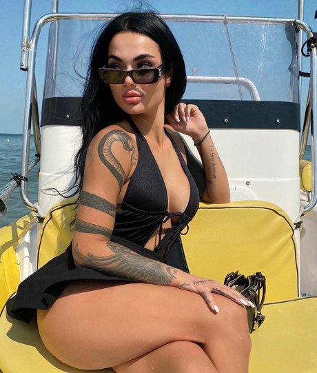 cute asian onlyfans hd photos