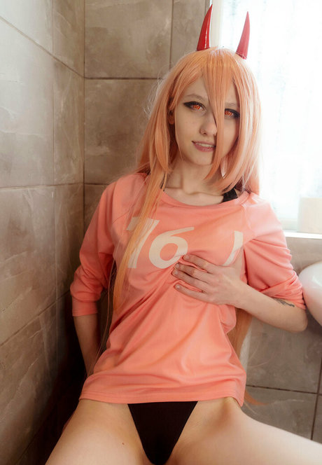 Little Emo Kitten pornstar xxx images