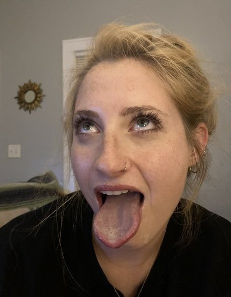 Breezy baby24 pornstar xxx pics