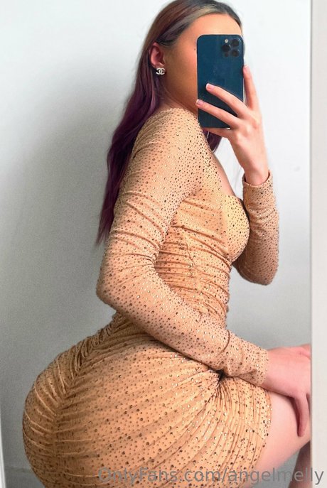 Angelmelly hot pornstar img