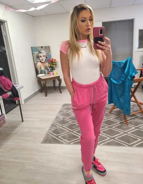 Adira Allure pretty star pic