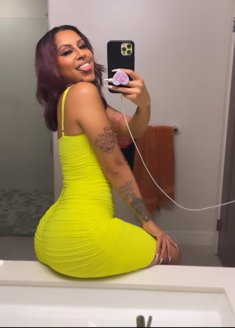 milf pregnant onlyfans sexy naked pics