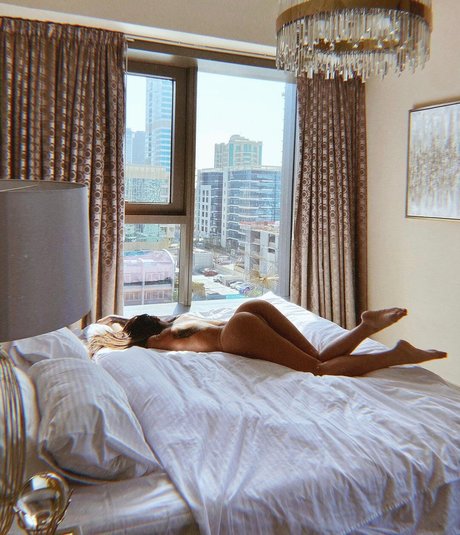 lightskin onlyfans beautiful xxx pics