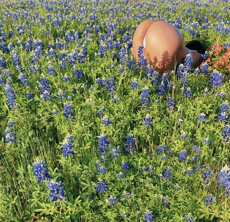 round ass onlyfans beautiful xxx photo