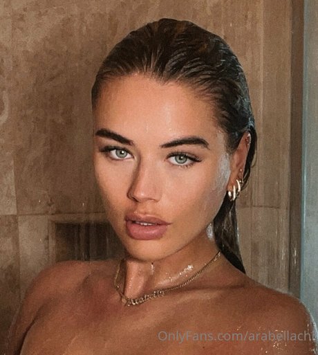 Arabella Chi model adult img