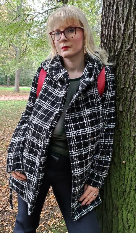 milf orgy onlyfans adult photo