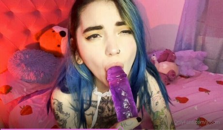 blonde milf onlyfans free xxx pics