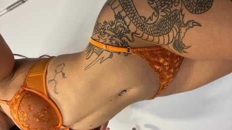 kimwittt naked star pics